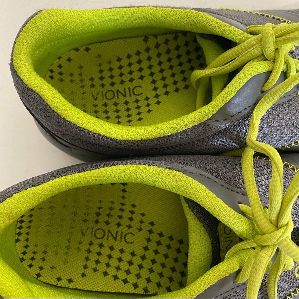 Vionic Kona Orthopedic running sneakers 43KONA 8552 size 7.5 - Picture 6 of 7